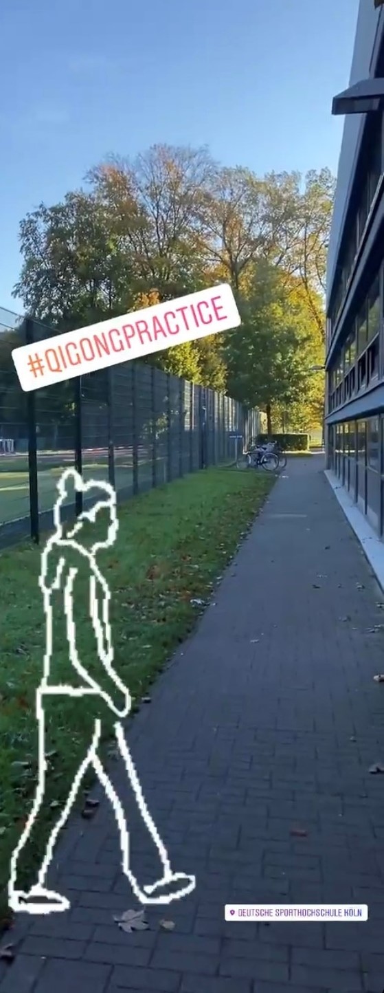 Weg an Halle 10 Sporthochschule Köln